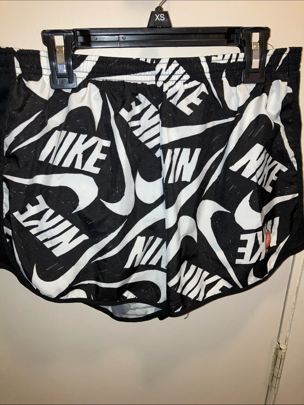 Nike Girls Black & White All-Over Logo Athletic Shorts XL